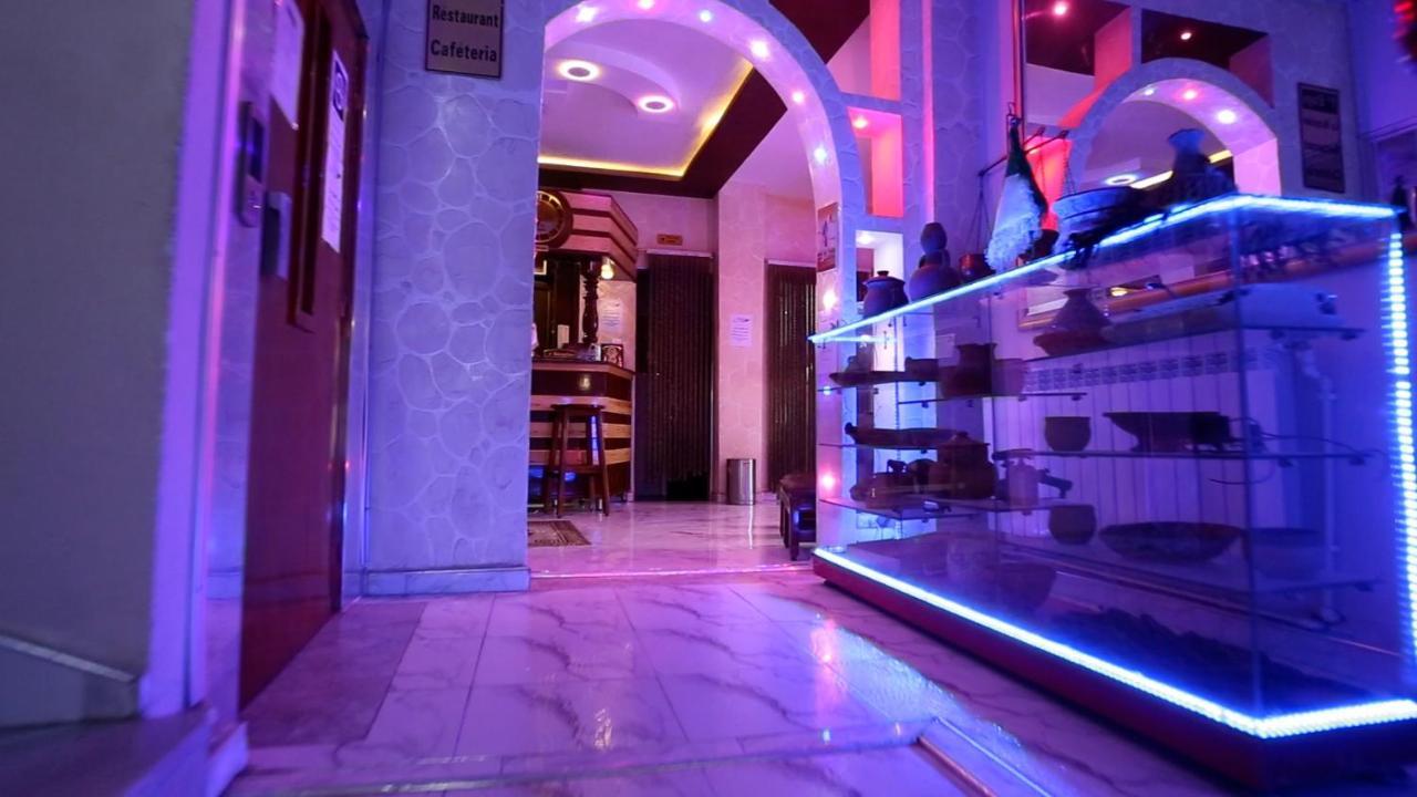 Hotel Brahimi Batna Exterior foto